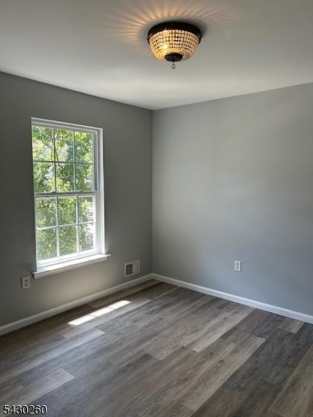 Building Photo - 305 Winding Hill Dr