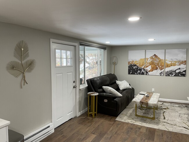 Living room - 8255 Oak St