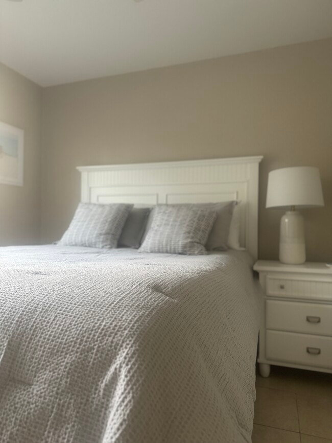 Building Photo - 4105 Residence Drive