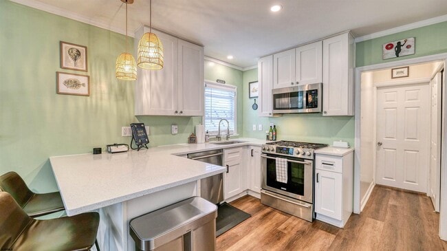 Building Photo - 117 Newport Ct