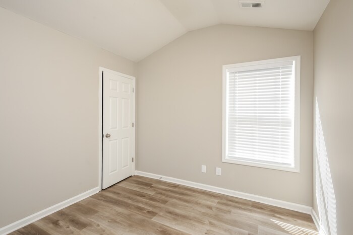 Building Photo - 3083 Grace Ct