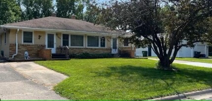 Building Photo - 1062 Glenhill Rd