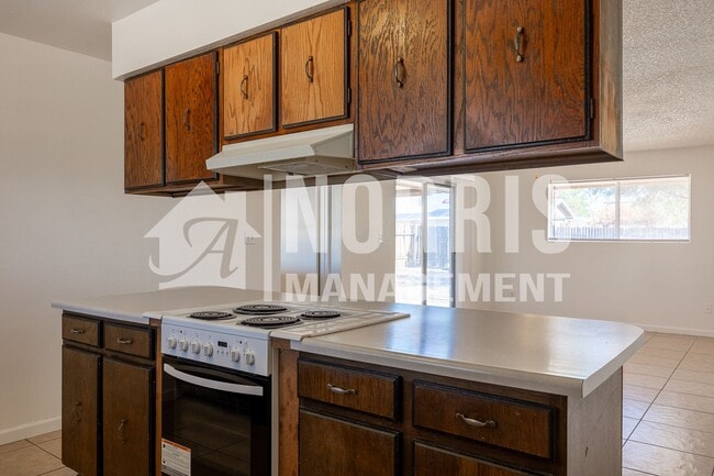 Building Photo - Great Location in Casa Grande!