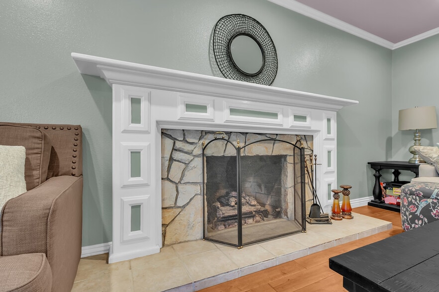 Building Photo - 9720 Blandwood Rd