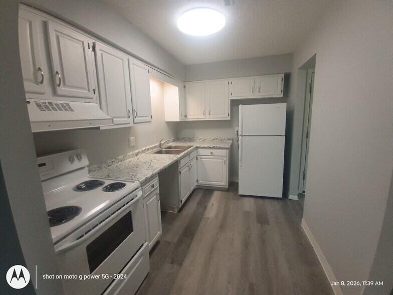 Kitchen other way - 5240 Emil Ave SW