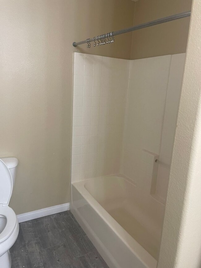 Building Photo - Pool/Spa Home