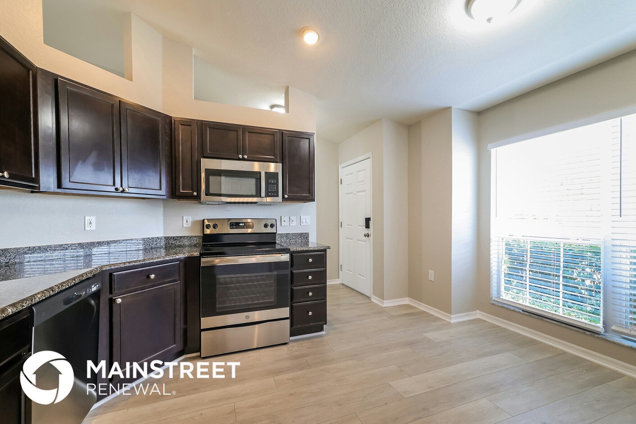 Building Photo - 1040 Condor Dr