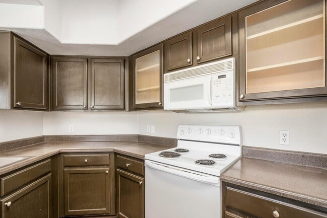 Building Photo - 4644 N 22nd St