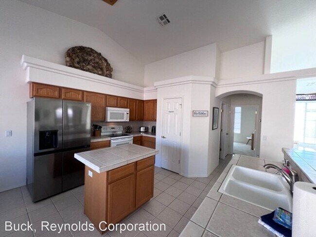 Building Photo - 2 br, 2 bath House - 2995 Tierra Vida