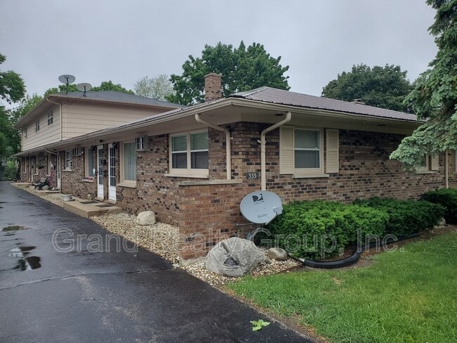 Primary Photo - 333 Ida Ave