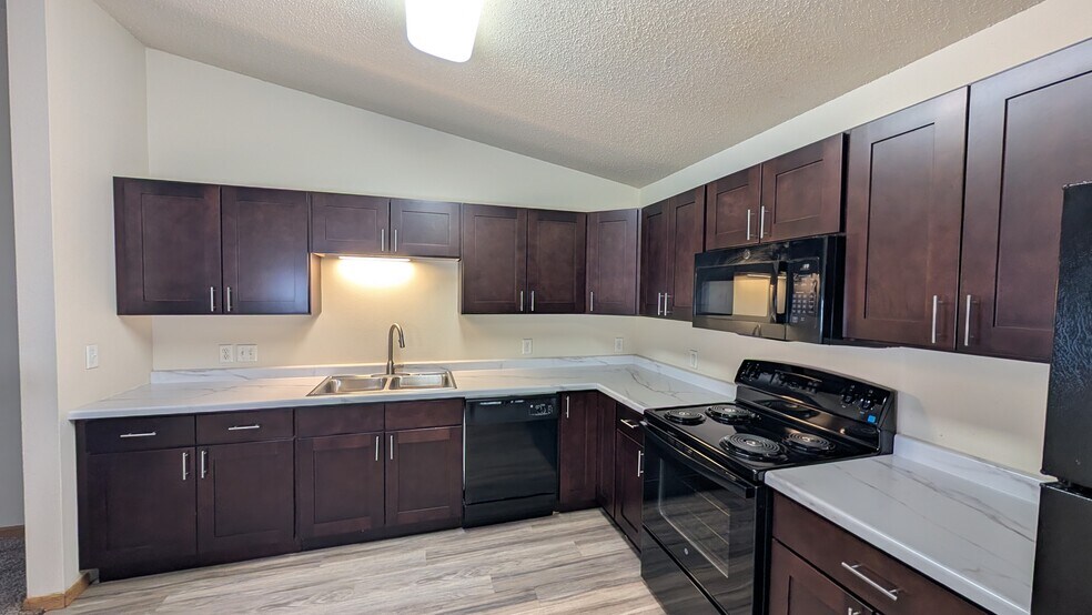 Building Photo - Amber Ridge Apartments