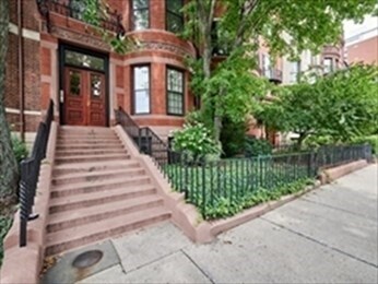 Building Photo - 354 Beacon St