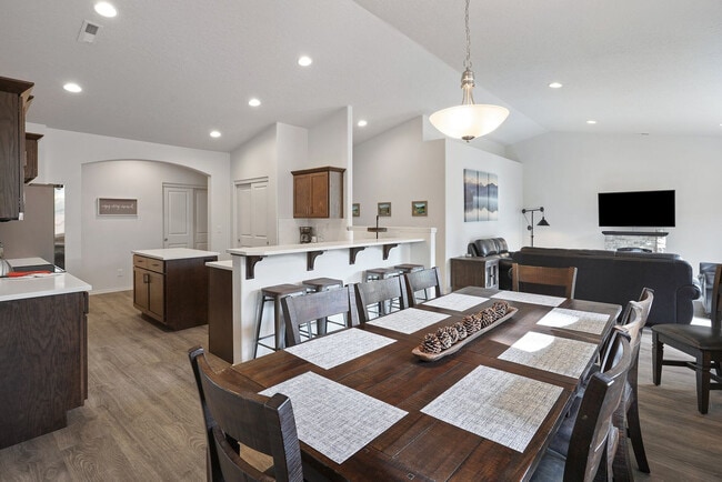 Building Photo - 17255 Avocet Dr