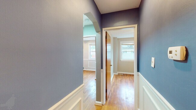 Building Photo - Fantastic Home in Fort Dupont Park! Parking and Basement Included!