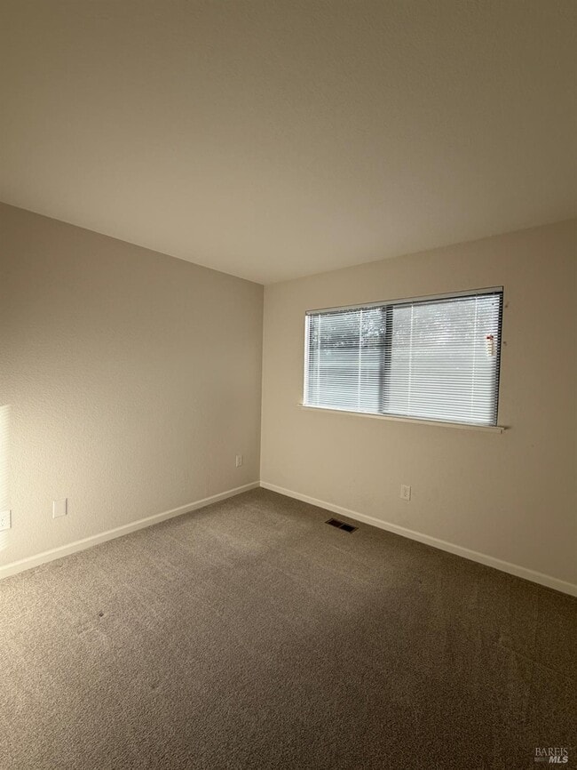 Building Photo - 378 Brey Rd