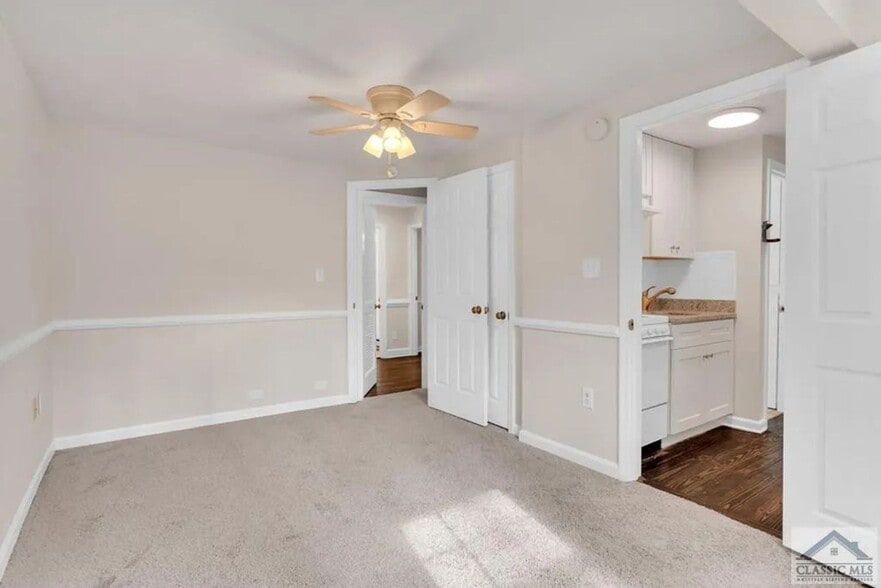 Building Photo - 155 Dwight Rd