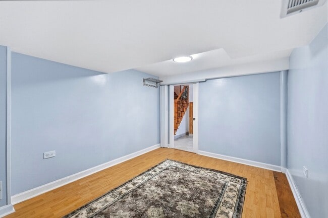 Building Photo - 4656 N Narragansett Ave