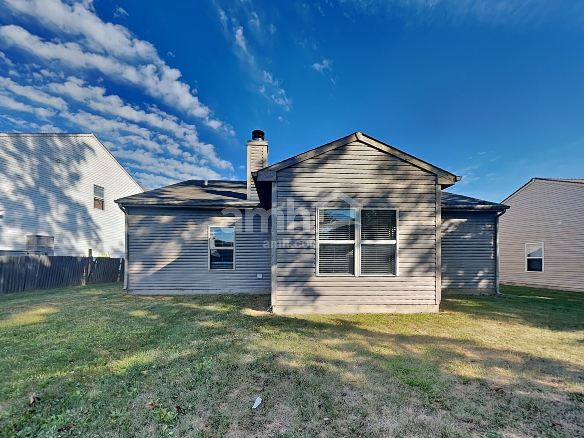 Building Photo - 11723 Rossmore Dr