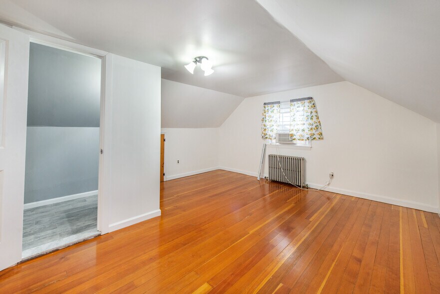 Building Photo - 59 Sunrise Ter