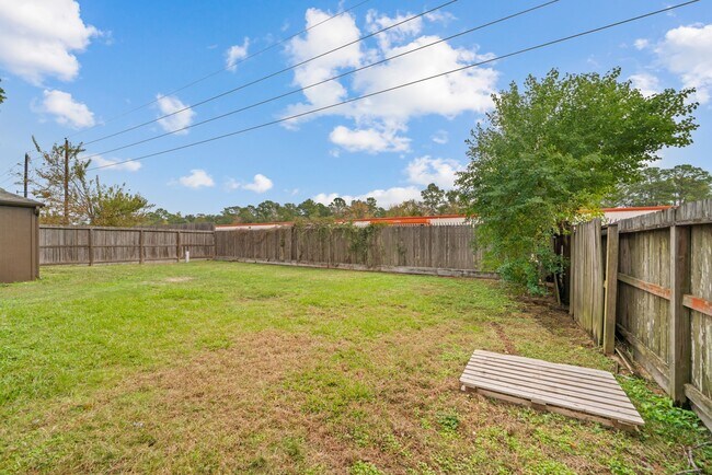 Building Photo - 15034 Rose Valley Dr