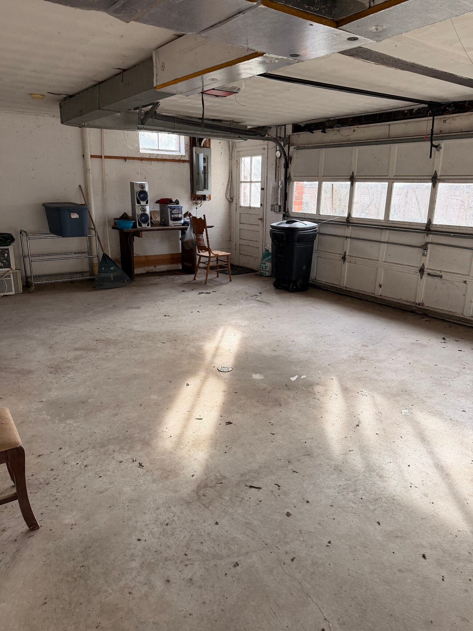 Building Photo - 1 Sylvan Spring Dr