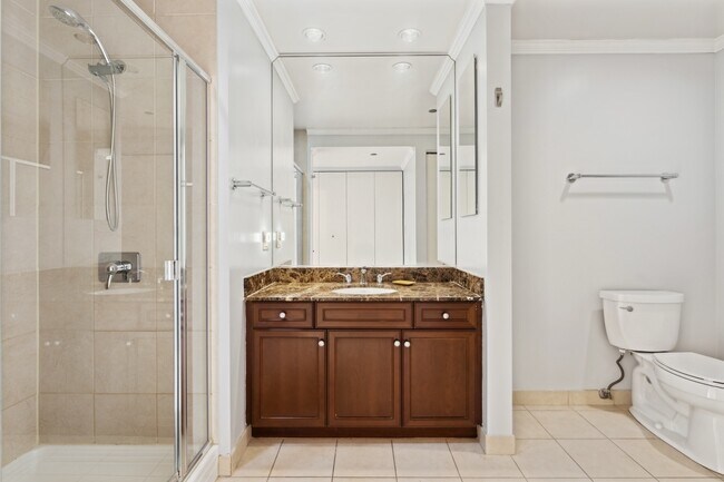 Building Photo - 130 N Garland Ct