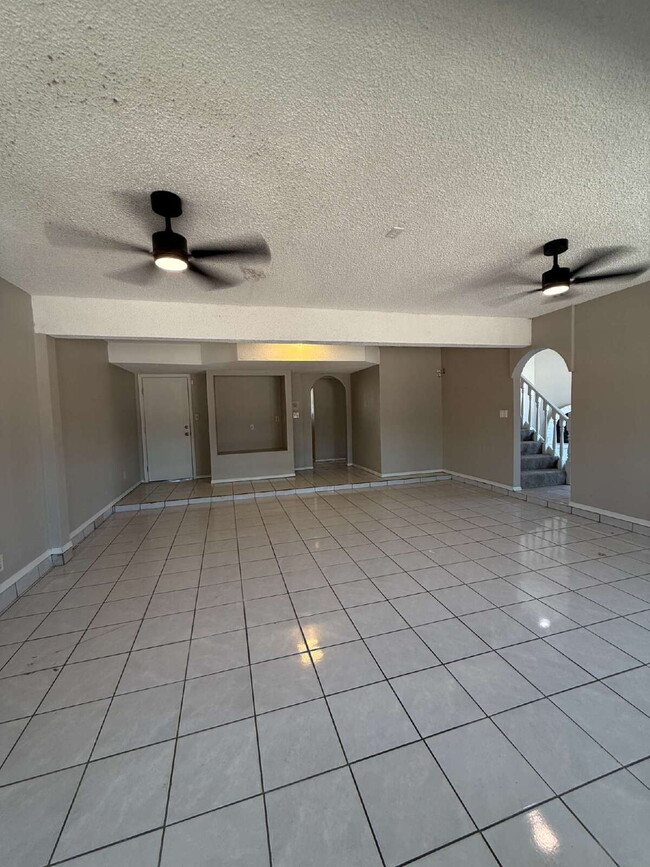 Building Photo - 11708 Sierra Azul Dr