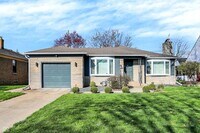 Building Photo - 1240 N Irvington Ave