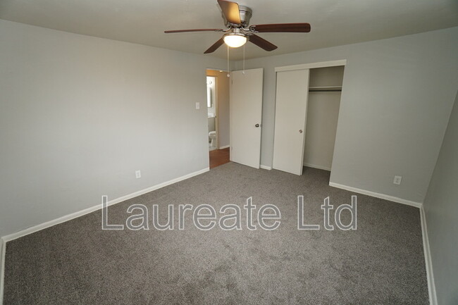 Building Photo - 673 Miller Ct