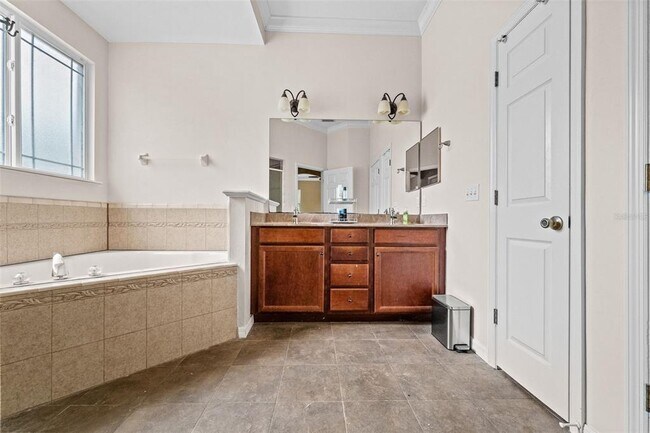 Building Photo - 8629 SW 80th Pl