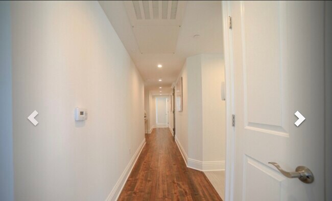 Building Photo - 907 S Shenandoah St