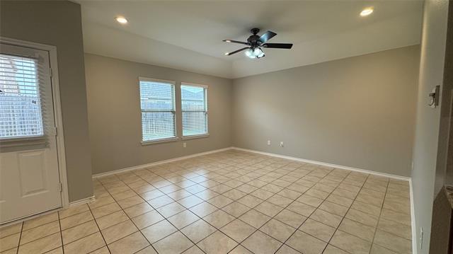 Building Photo - 1404 Chrome St