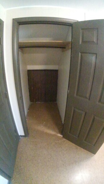 bedroom in front of home - 1536 Linden St