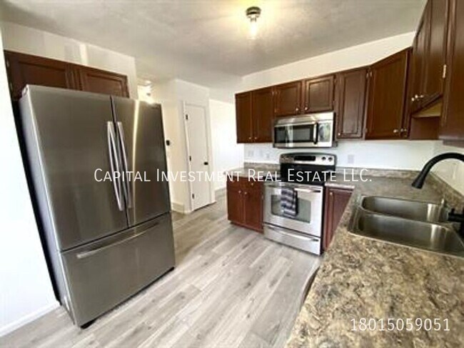 Building Photo - 1741 W 6020 S