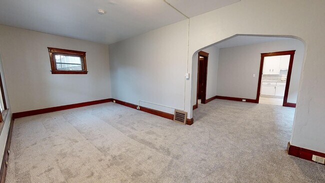 Building Photo - 3210 W 98th St