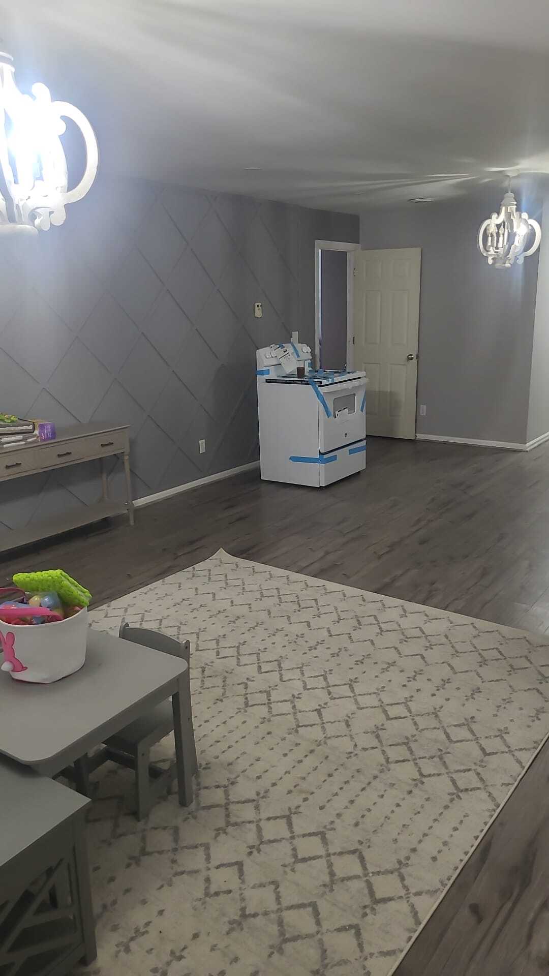 Building Photo - 23 New Clarkstown Rd