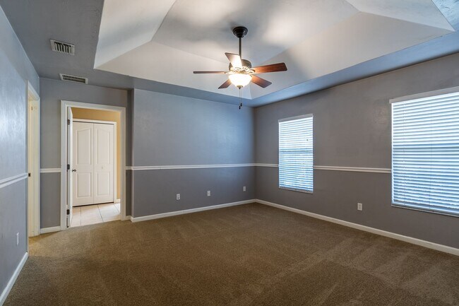 Building Photo - Charming 3BR/2BA Brick Home in the Heart of Newberry – Spacious, Stylish & Move-In Ready!