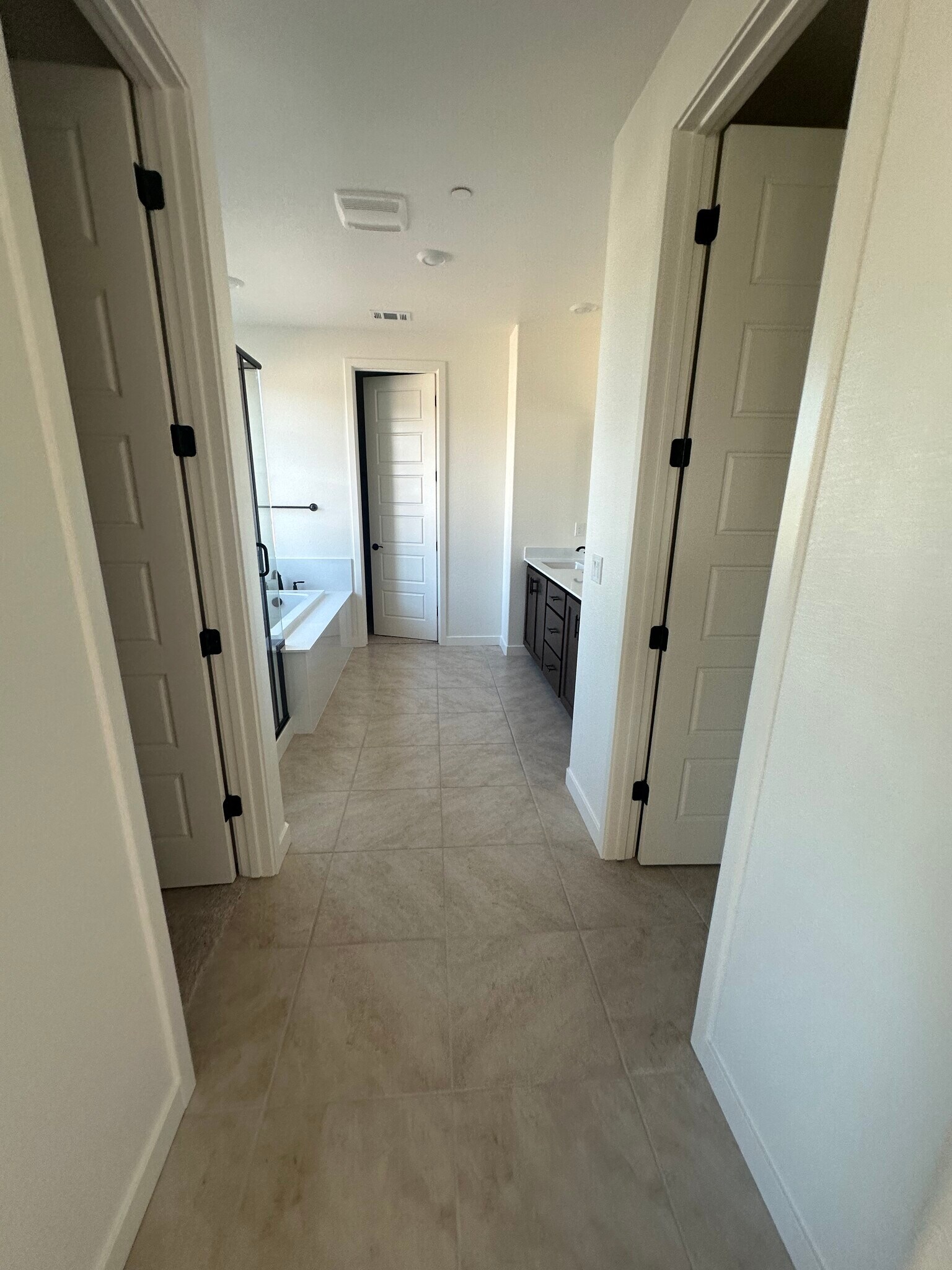 Building Photo - 5481 Dunnigan Hills Ln