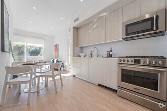 Building Photo - 5851 W 88th St