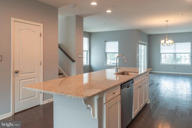 Building Photo - 2305 Maci's Cir