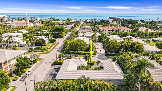 Building Photo - 100 Venetian Dr