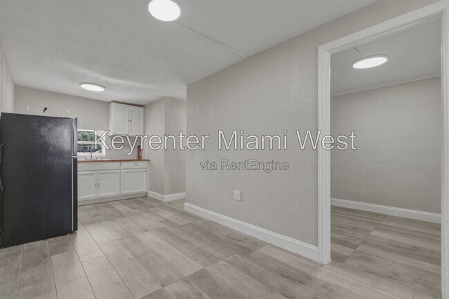 Building Photo - 2911 NW 132nd Terrace