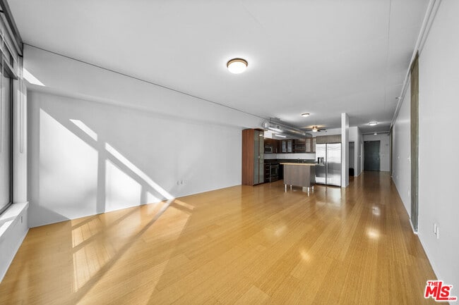 Building Photo - 1111 S Grand Ave