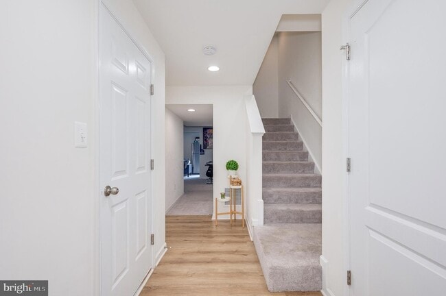 Building Photo - 64 Tate Manor Dr