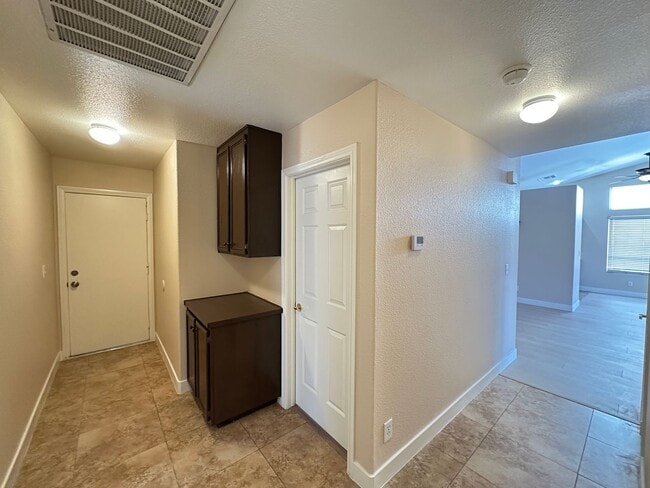 Building Photo - Vista Del Sol-Phase 8