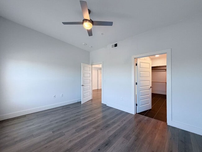 Building Photo - Stylish East Austin Condo with Modern Finishes, Open Living, and Luxury Primary Retreat