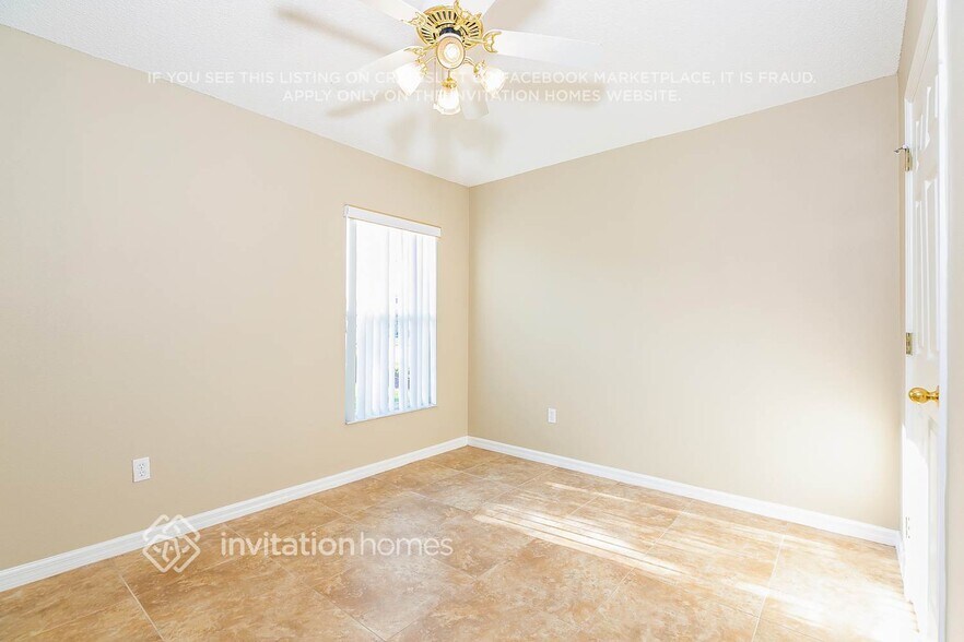 Building Photo - 2441 Bridgeport Cir