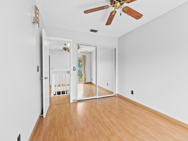 Building Photo - 2226 Nova Village Dr