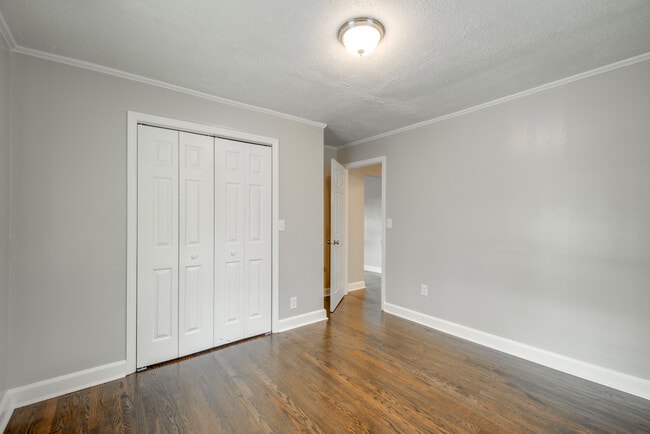 Building Photo - 1503 Ely Rd