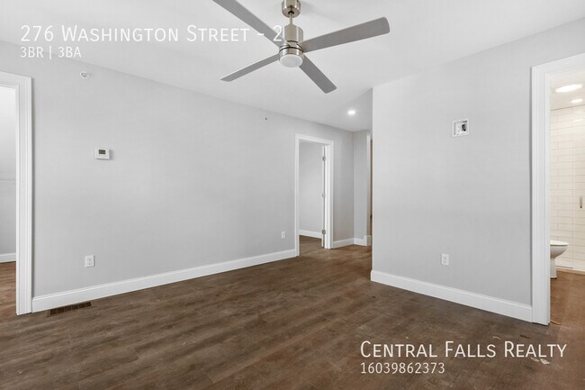 Building Photo - 276 Washington St